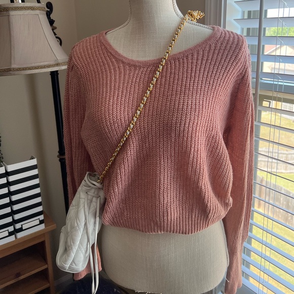 Soft Pink Cropped Lightweight Sweater - Picture 3 of 6